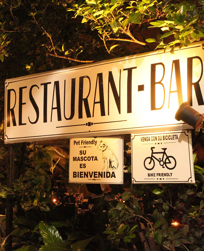 Entrada a Museo Evita Restaurant