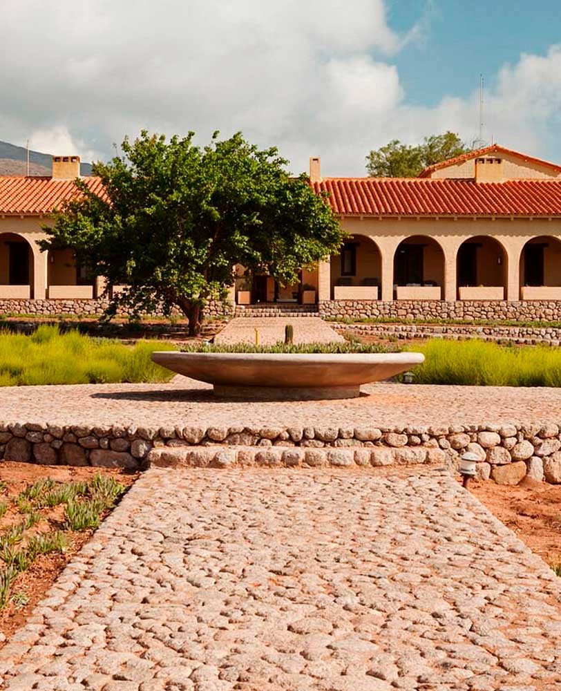 Fachada de Estancia Colom&eacute;